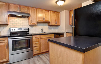 Newly Remodeled 2BR/1BA