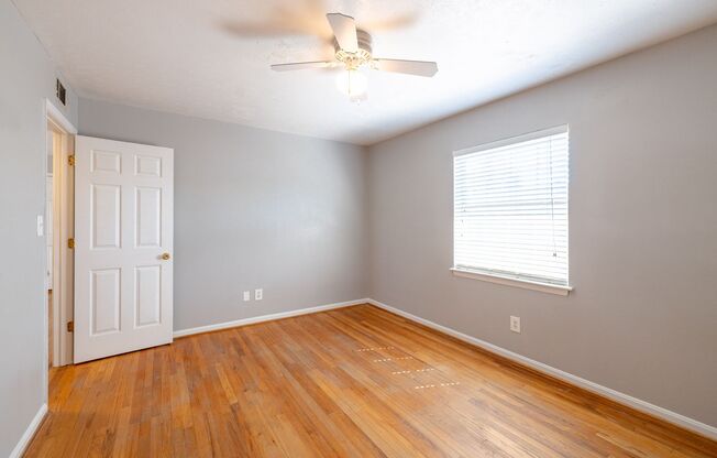 2 beds, 1 bath, $1,355.95, Unit 10