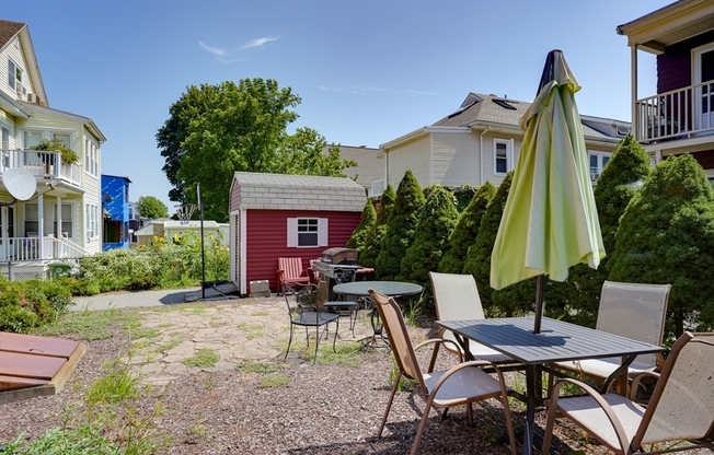 18 CLYDE RD