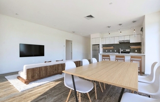 3 beds, 2 baths, 1,154 sqft, $6,250, Unit 406