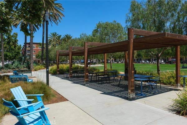 13045 Pacific Promenade