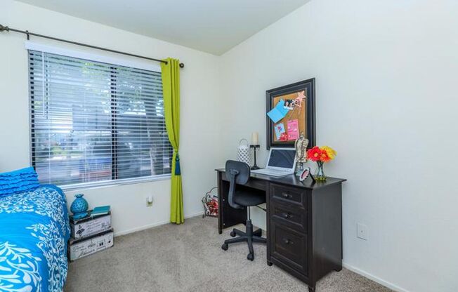 2 beds, 2 baths, 986 sqft, $1,585, Unit 445-105
