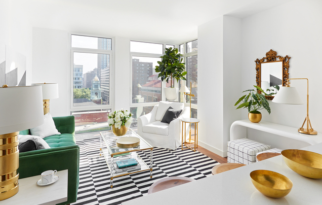 Studio, 1 bath, $3,474, Unit 8H