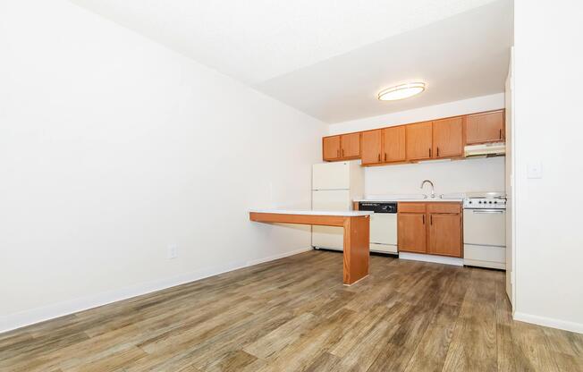 1 bed, 1 bath, 427 sqft, $795