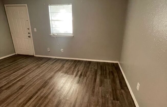 1 bed, 1 bath, 592 sqft, $675, Unit 202W