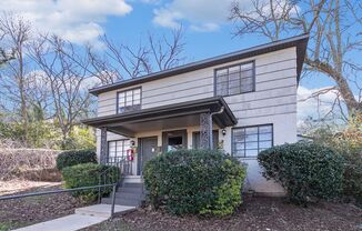 Gean Rise - 1 Bedroom / 1 Bathroom with Balcony/Porch
