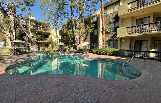 2 beds, 2 baths, $3,300, Unit # 220