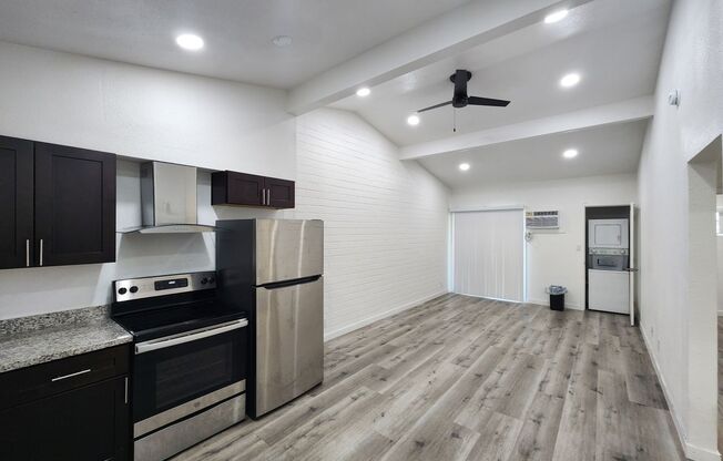 211 S 13th St Unit 04