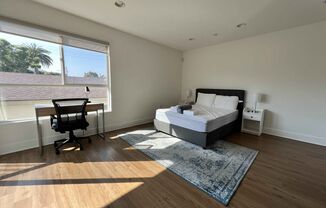 4 beds, 3 baths, 120 sqft, $1,600, Unit 109 - Signature - 2