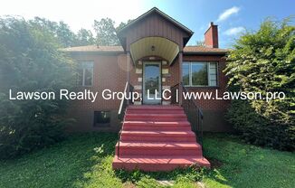 2 beds, 1 bath, $1,395