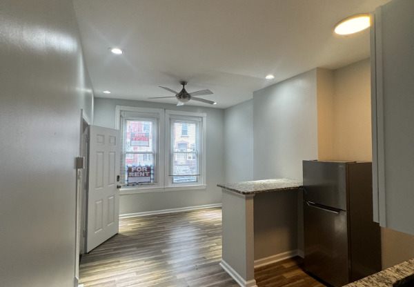 1452 N 29 ST