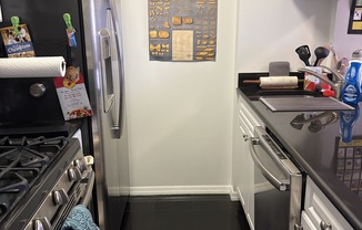 1 bed, 1 bath, $4,999, Unit 12C