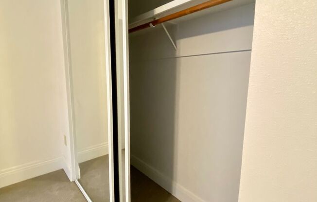 1 bed, 2 baths, 692 sqft, $2,295, Unit 0512