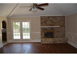 3 beds, 2 baths, $1,850