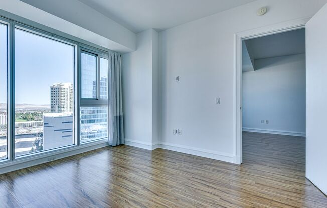 2 beds, 2 baths, $2,450, Unit # 2407
