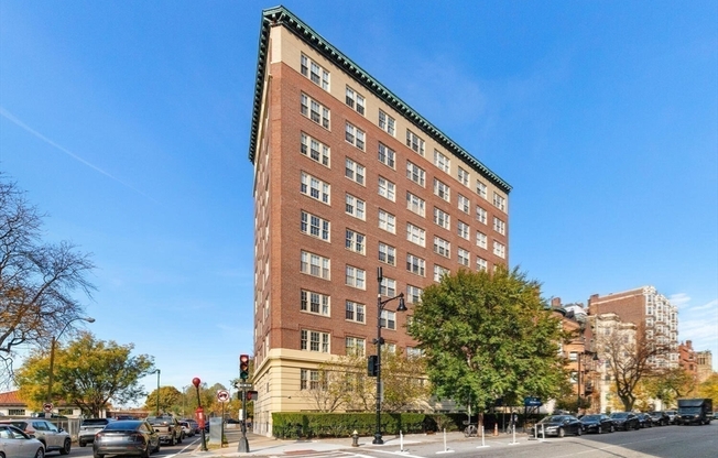 1 bed, 1 bath, 513 sqft, $3,200, Unit 302