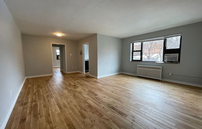 1 bed, 1 bath, 600 sqft, $1,399, Unit 5631 Rippey St. #A1