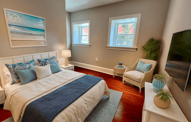 2 beds, 1 bath, $2,695, Unit Unit 6