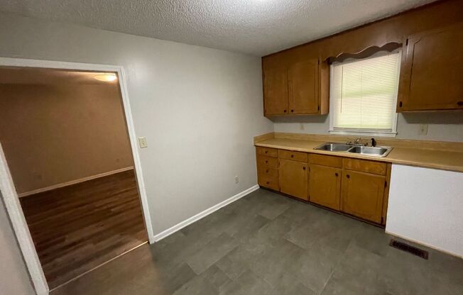 SHJ131-1135 Bridges Street