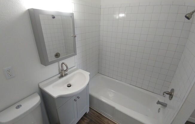 Studio, 1 bath, 400 sqft, $625, Unit Unit 53