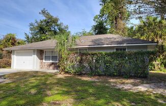 Two Bed/Two Bath~Bright & Clean~One Car Garage~Yard