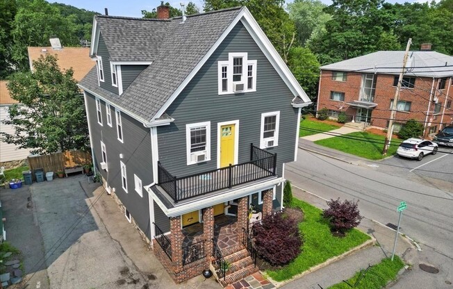 1 LAUREL ST