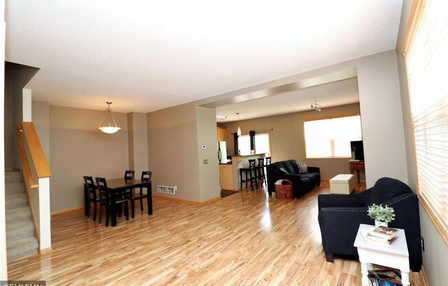 Spacious 4-Bedroom Townhome in Prior Lake for $2,800/month!
