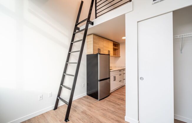 Studio, 1 bath, 270 sqft, $995, Unit 419 MFTE