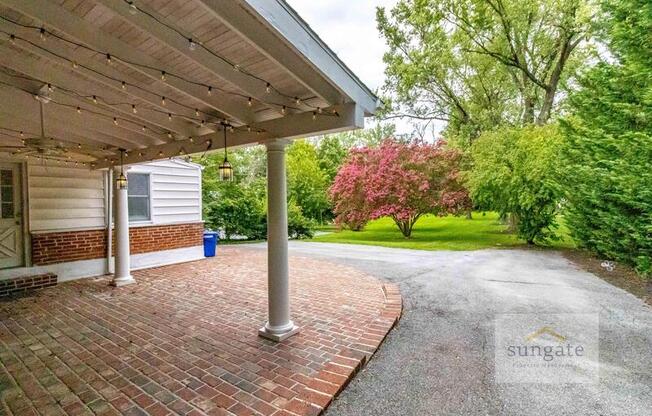 326 LINCOLN AVE