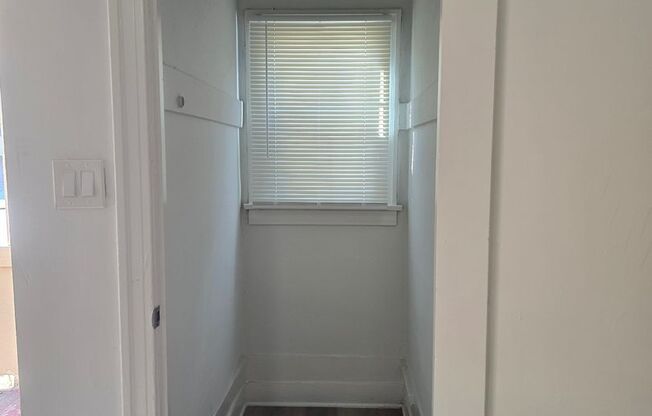 1 bed, 1 bath, $1,900, Unit 1317