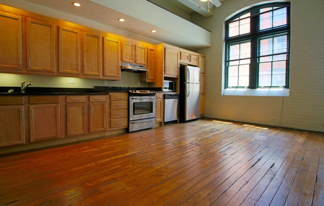 1 bed, 1 bath, 522 sqft, $1,195, Unit APT 105