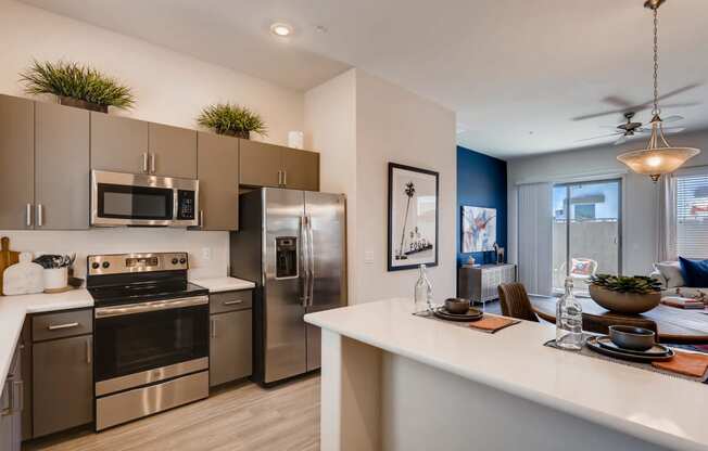 Fully Equipped Kitchen With Modern Appliances at Avilla Centerra Crossings, Goodyear, AZ, 85338