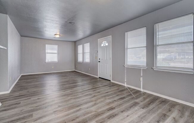 Spacious 4-Bed Gem with Modern Upgrades in the Heart of OKC