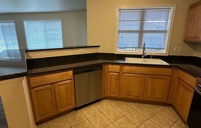 1 bed, 1 bath, 854 sqft, $2,075, Unit 212