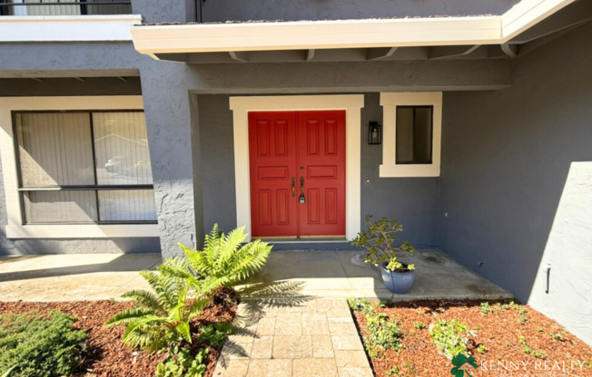 Large Updated 5 Bedroom Home in San Mateo with Pool