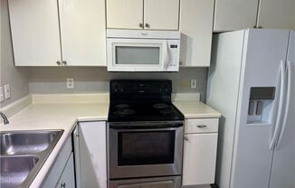 2 beds, 2 baths, $1,250, Unit UNIT # 7