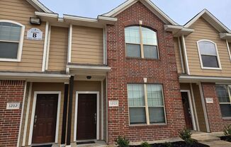 College Station - 2 bed - 2 1/2 bath Townhome Condo - River Ridge HOA