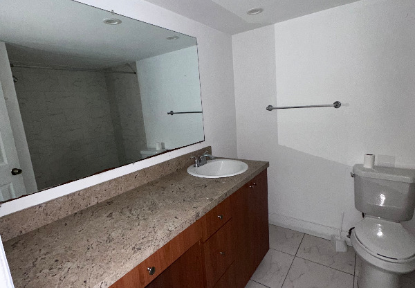 7660 SW 82 ST