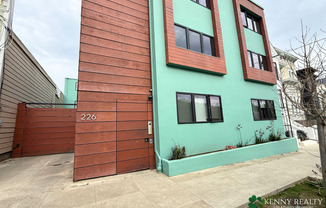 Bright 2BR/1BA Apartment with Parking in San Francisco