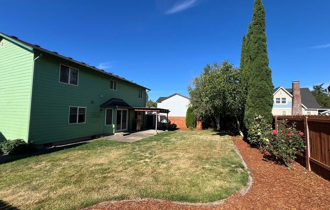 2 Story North Salmon Creek Home for Lease - 916 NW 148th St