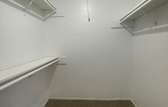1 bed, 1 bath, 710 sqft, $870, Unit 214