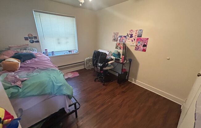 1 bed, 1 bath, $950, Unit 207