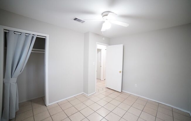 3 beds, 1 bath, $1,500