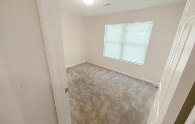 6303 FAIRINGTON CLUB DR