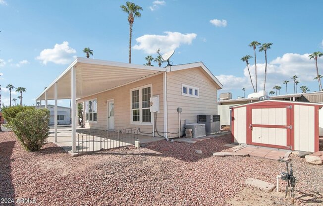 7300 N 51 AVE