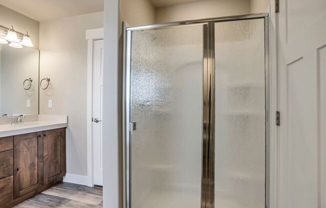 3 beds, 2.5 baths, $2,200