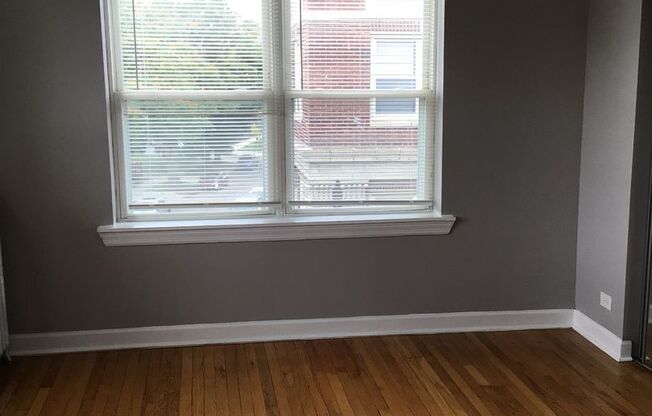 2 beds, 1 bath, $1,475