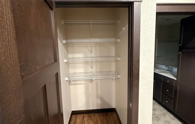 1 bed, 1 bath, 825 sqft, $1,435, Unit 2-205