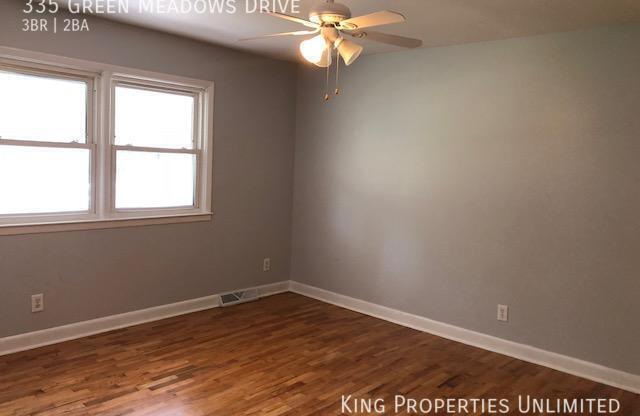 335 GRN MDWS DR