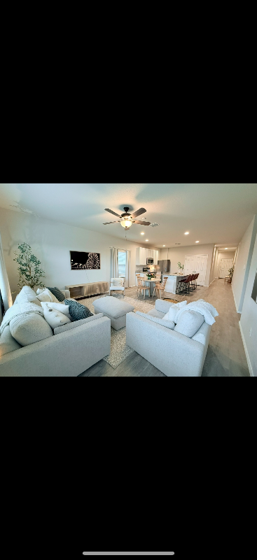 518 PLEASANTON WAY